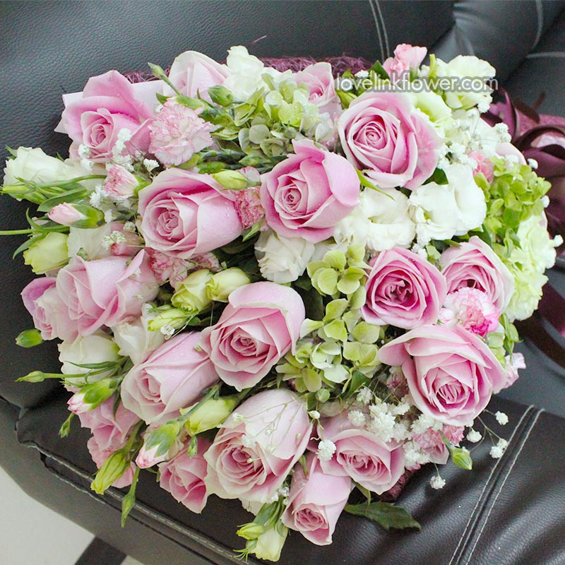ดอกกุหลาบ ไลเซนทรัส ไฮเดรนเยีย ช่อดอกไม้ Bu 190     แทนความรักที่สวยงาม