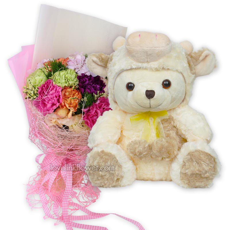 ตุ๊กตาหมีใส่หมวกหมู+ ช่อดอกไม้ ของขวัญสุดพิเศษ ให้คนที่คุณรัก