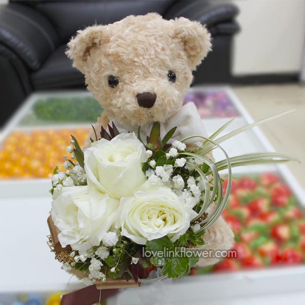 ตุ๊กตาช่อดอกไม้ น้องหมีหอบรักมาฝาก