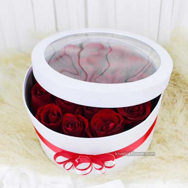 กล่องดอกกุหลาบแดงวาเลนไทน์