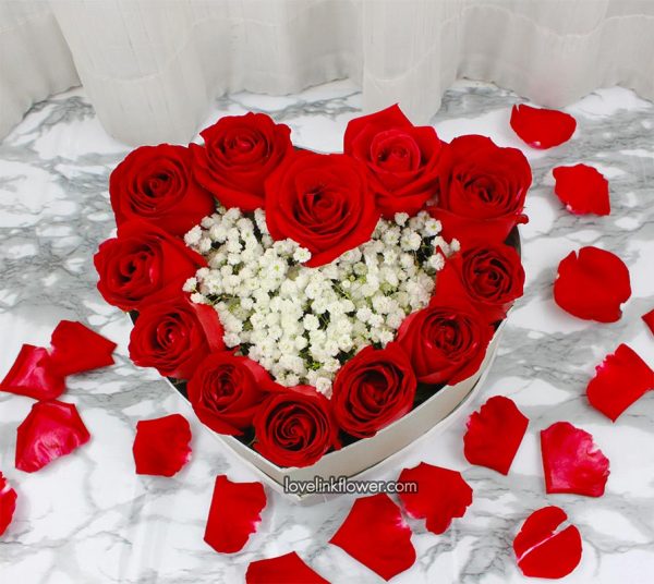 กล่องดอกไม้รูปหัวใจ วาเลนไทน์