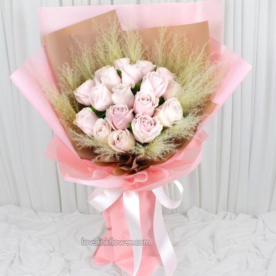 ช่อดอกกุหลาบสีชมพูวาเลนไทน์